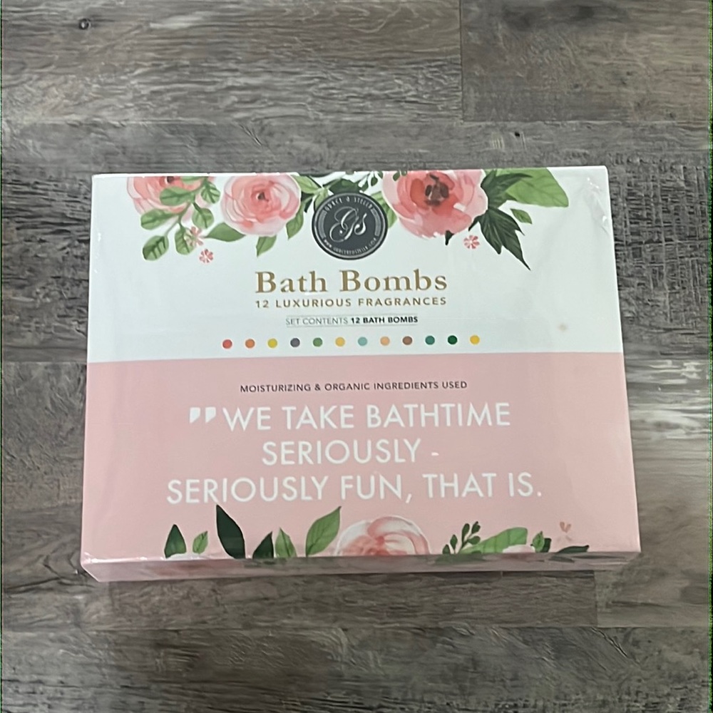 New/Sealed Grace & Stella 12 Luxurious Bath Bombs
